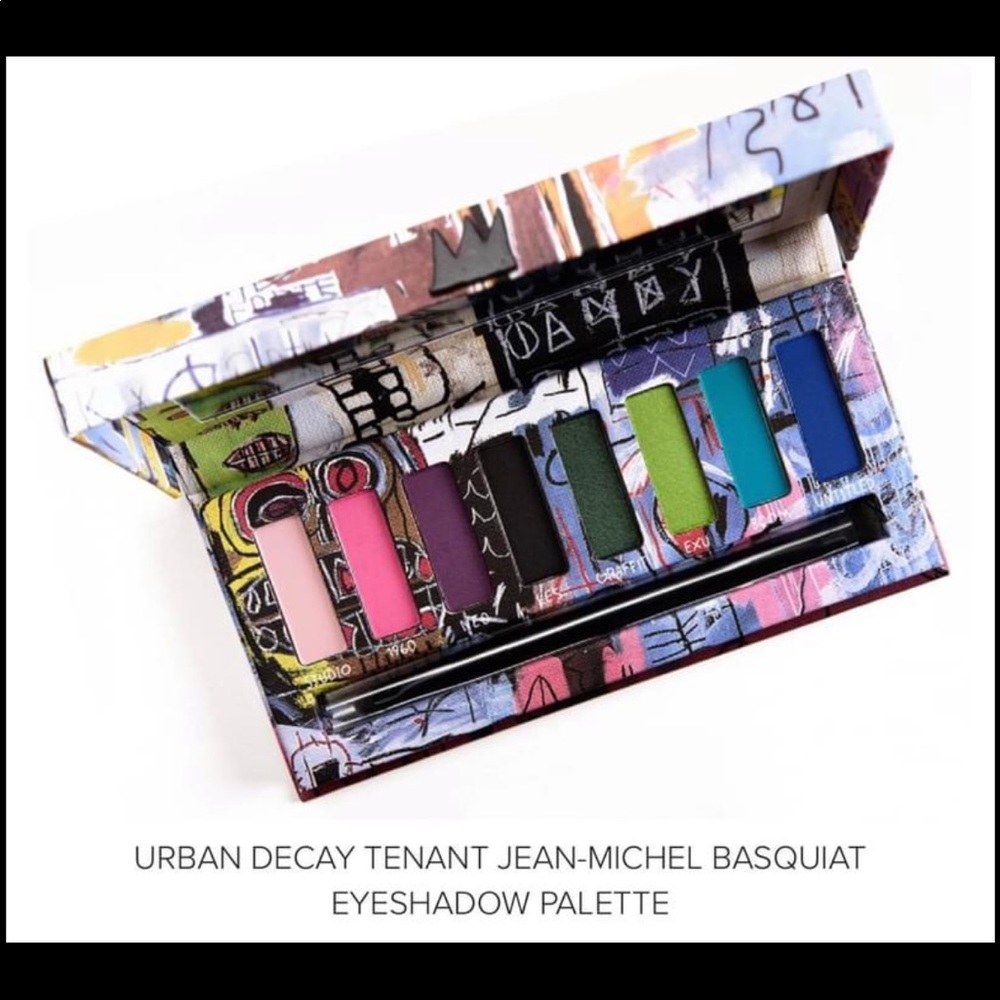 Urban Decay eyeshadow palette